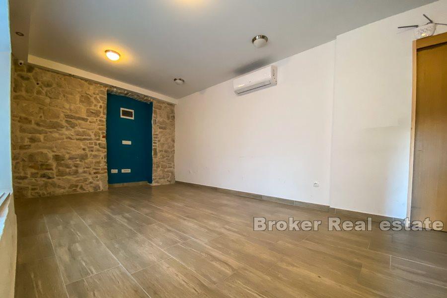 Business space in the center of Split, 21m2