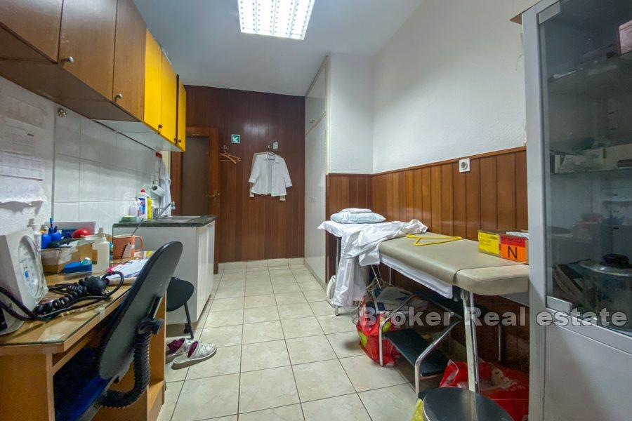 Büroräume / allgemeine Übungsräume, Split 3