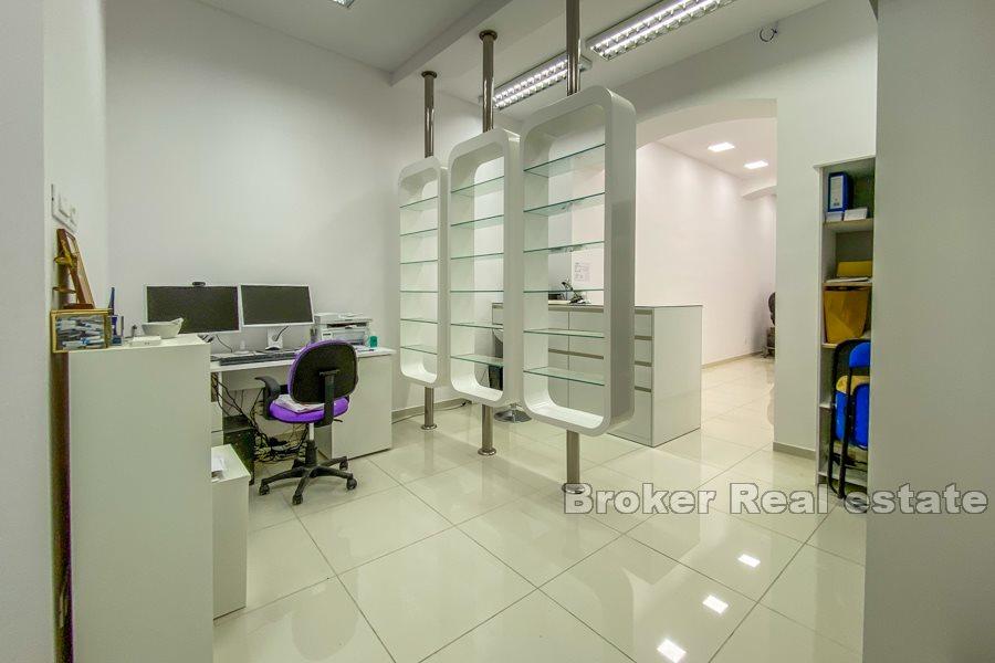 Geschäftsraum, Split Center