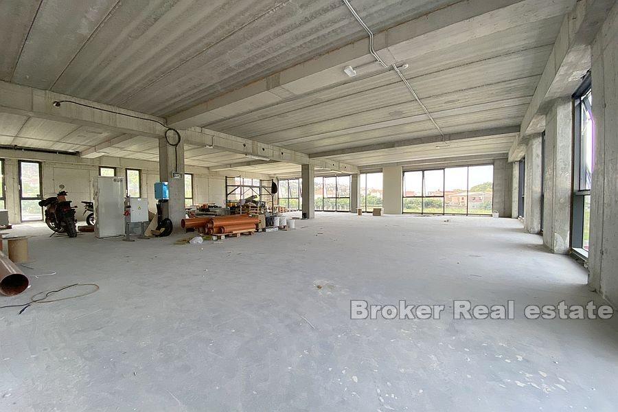 Attractive business premises in a new building