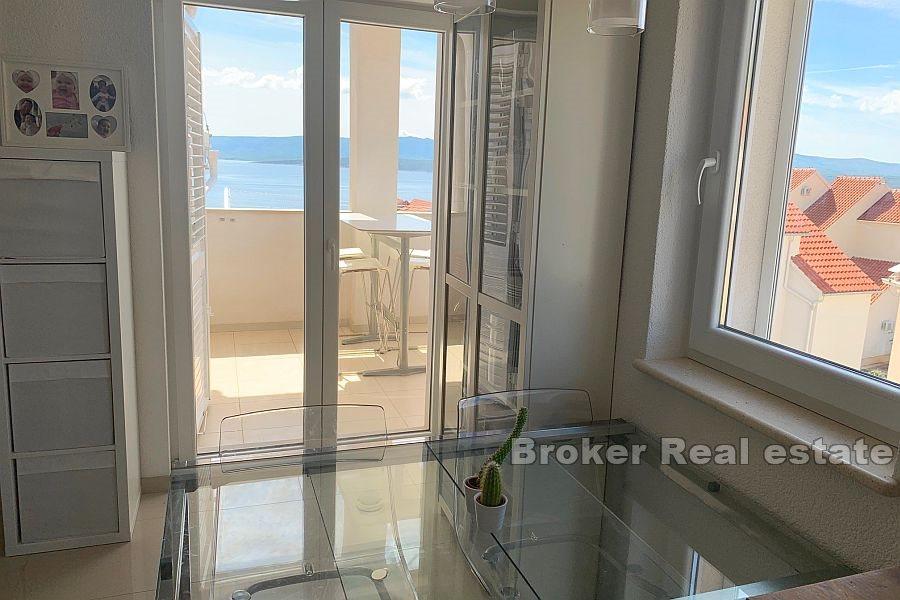 Appartamento con due camere da letto con vista mare