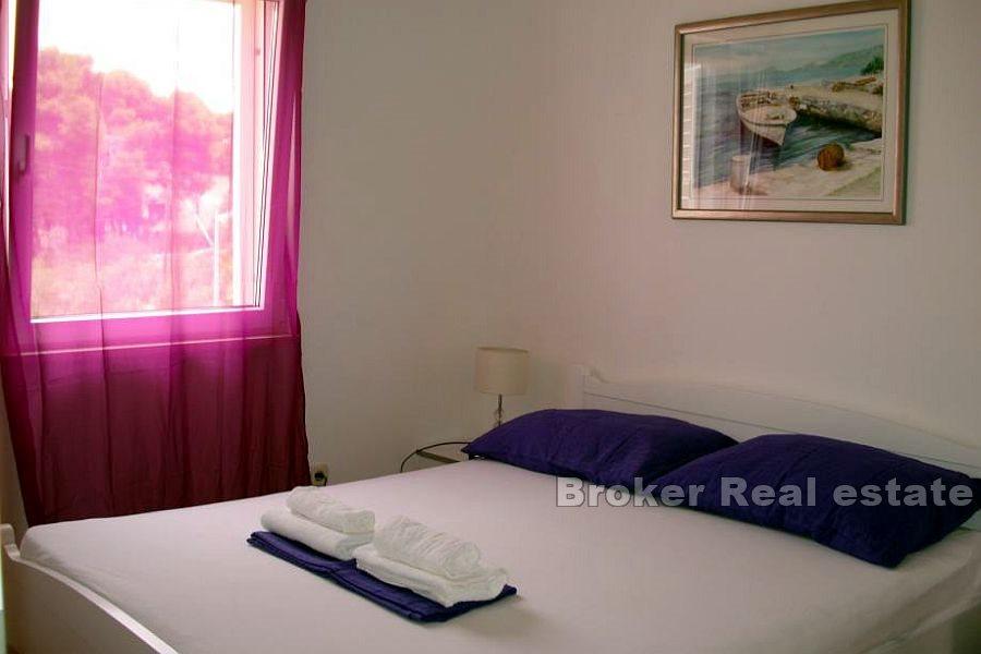 Apartment with sea view