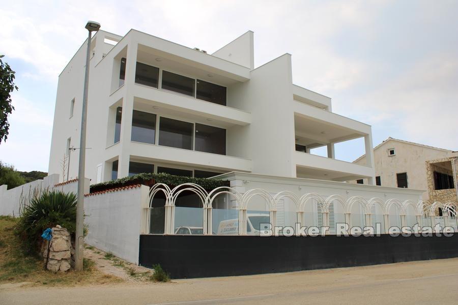 New apartments in first row to the sea