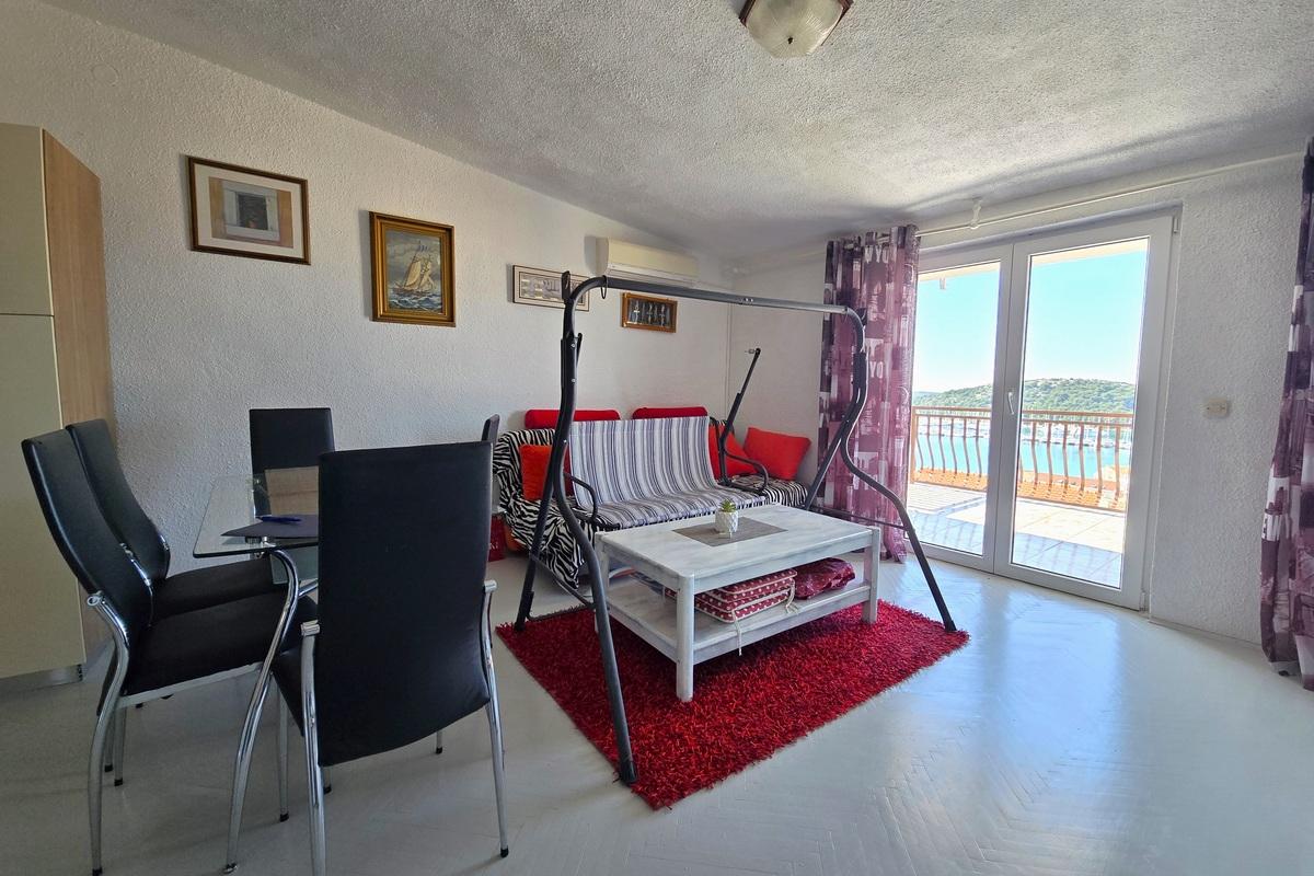 Apartmenthaus mit Meerblick