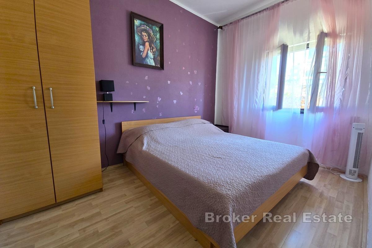 Apartmanska kuća s pogledom na more