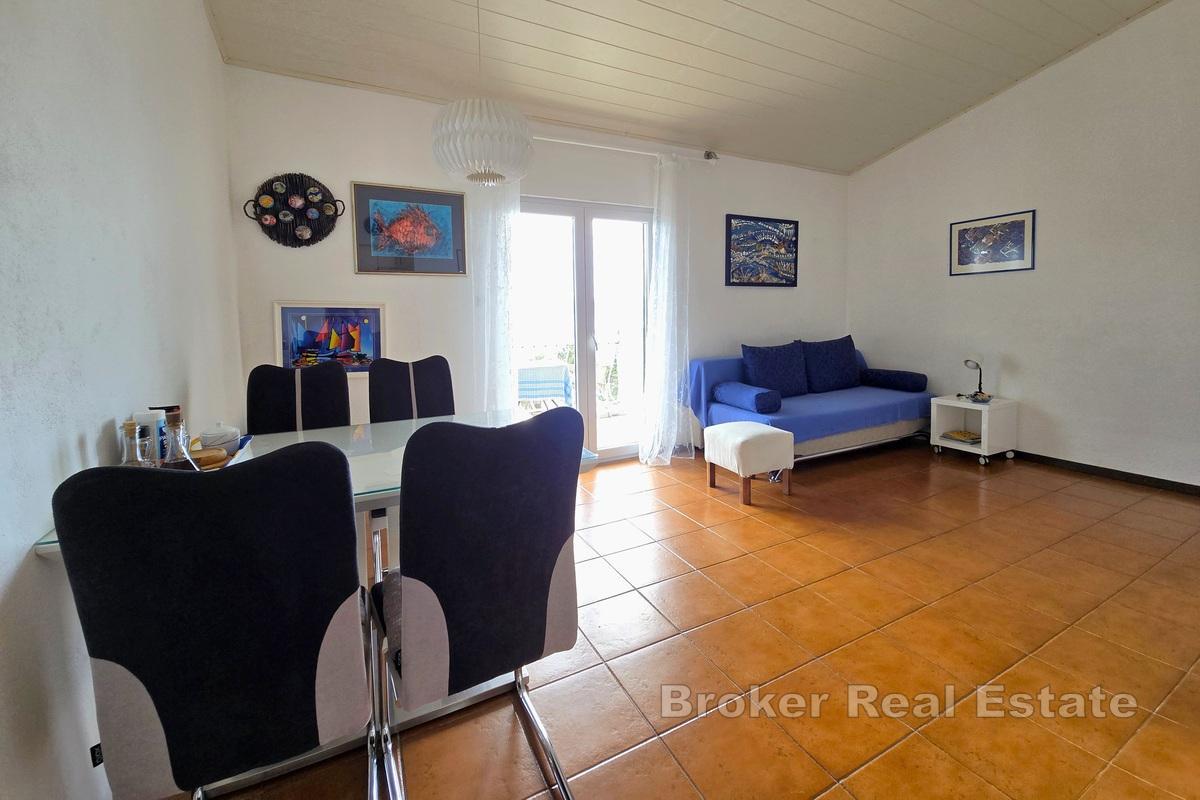 Immeuble avec vue sur la mer