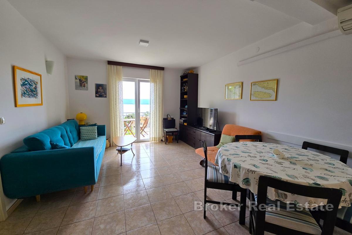 Immeuble avec vue sur la mer