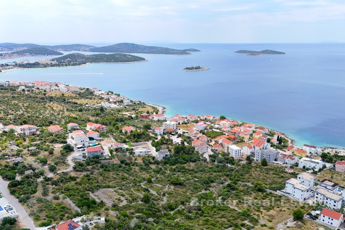 Građevinsko zemljište s pogledom na more