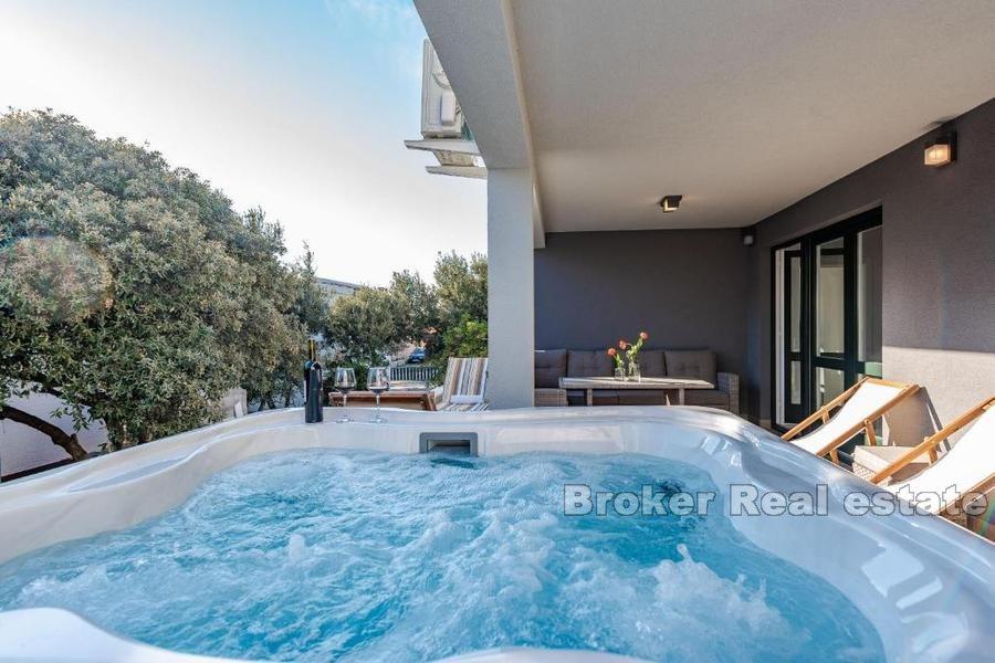 Hus med to luksusleiligheter