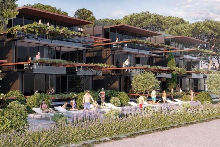 Nově postavený penthouse, první řada k moři