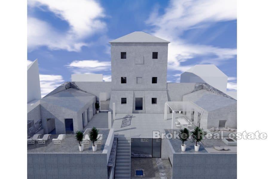 Jahrhundertealte Ruine einer Festung