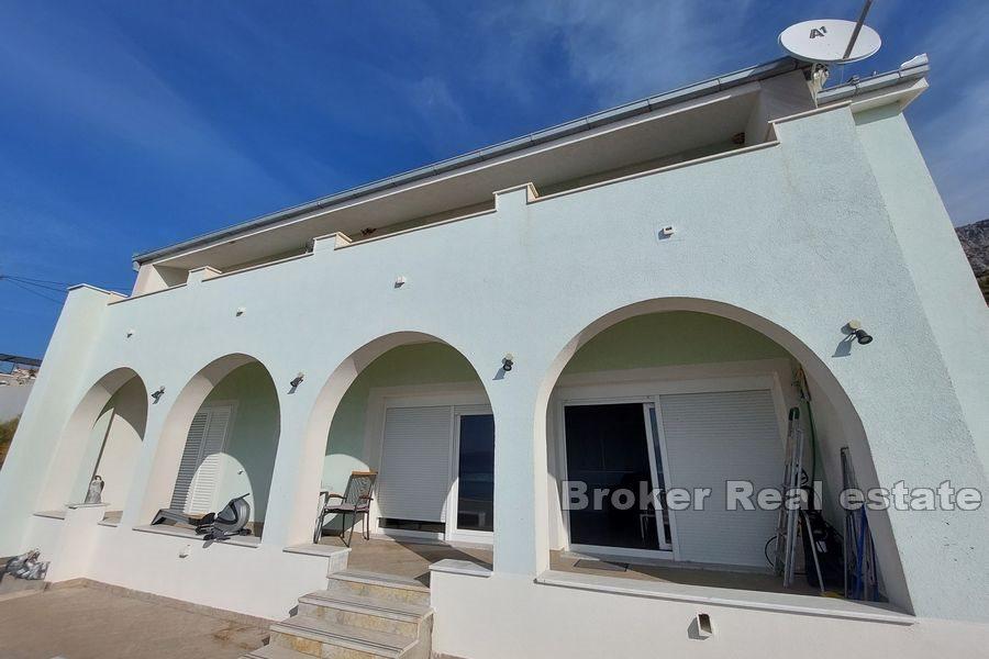 House with open sea view