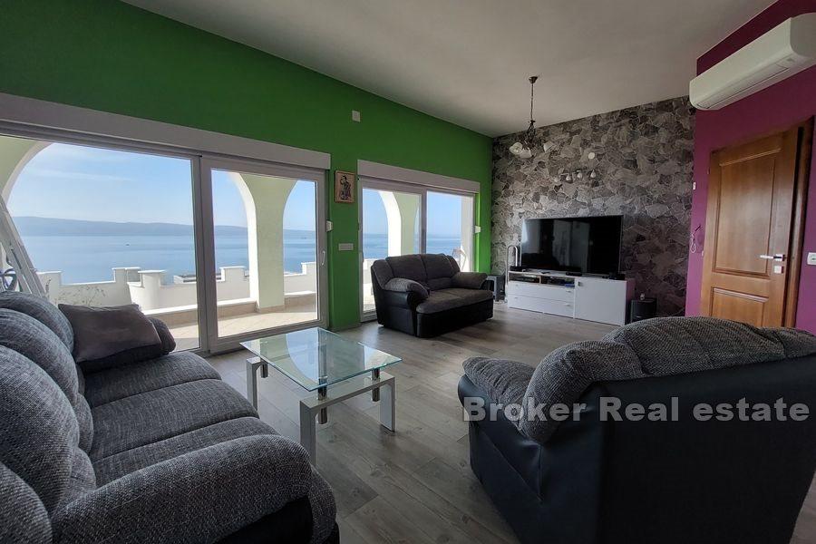 House with open sea view