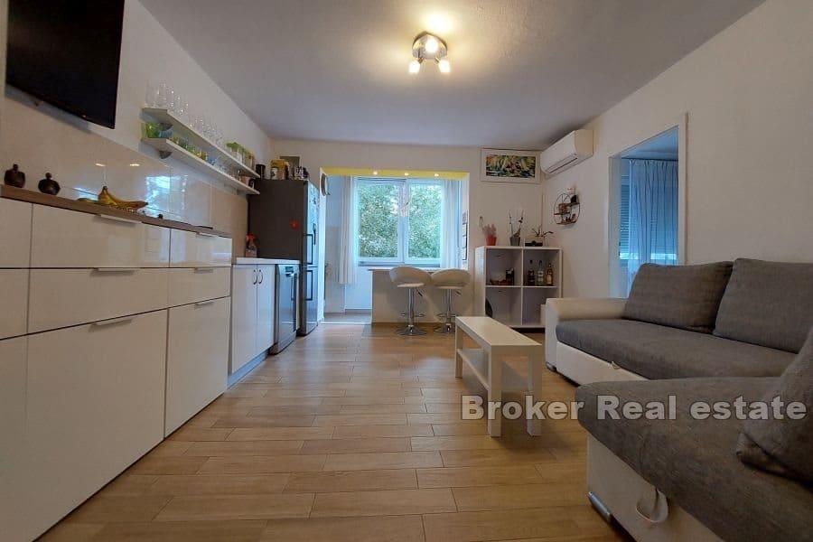Dvosobni apartman u blizini mora