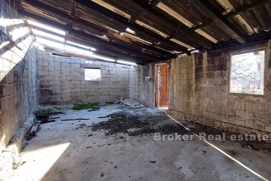 Земельный участок с частичным видом на море