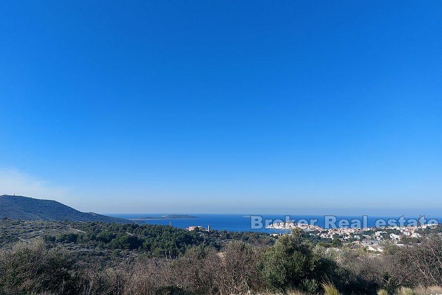 Building plot with sea view