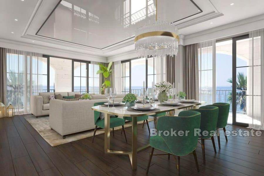 Byggtomt med projekt, första raden till havet