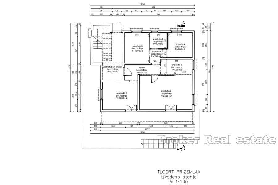 Unfertiges Haus mit Meerblick