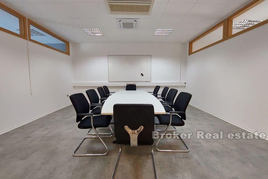 Modern office spaces in the coworking community