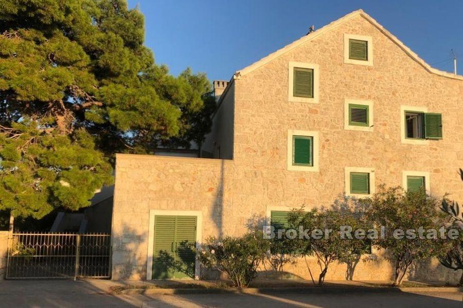 Beautiful stone house in the first row to the sea