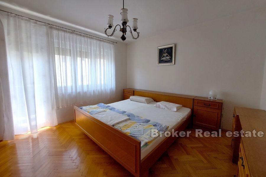 To leiligheter i et bolighus