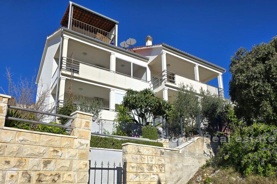 Freistehendes Haus mit Meerblick