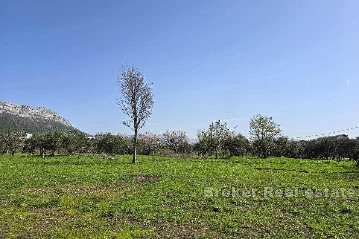 001-2029-73-Kastela-Building-land-near-the-sea-for-sale