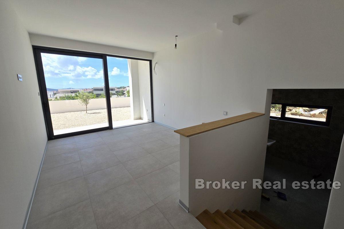 Moderne villaer med havutsikt