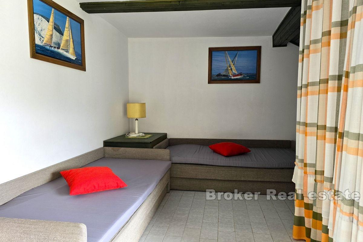 Apartment house in the second row to the sea