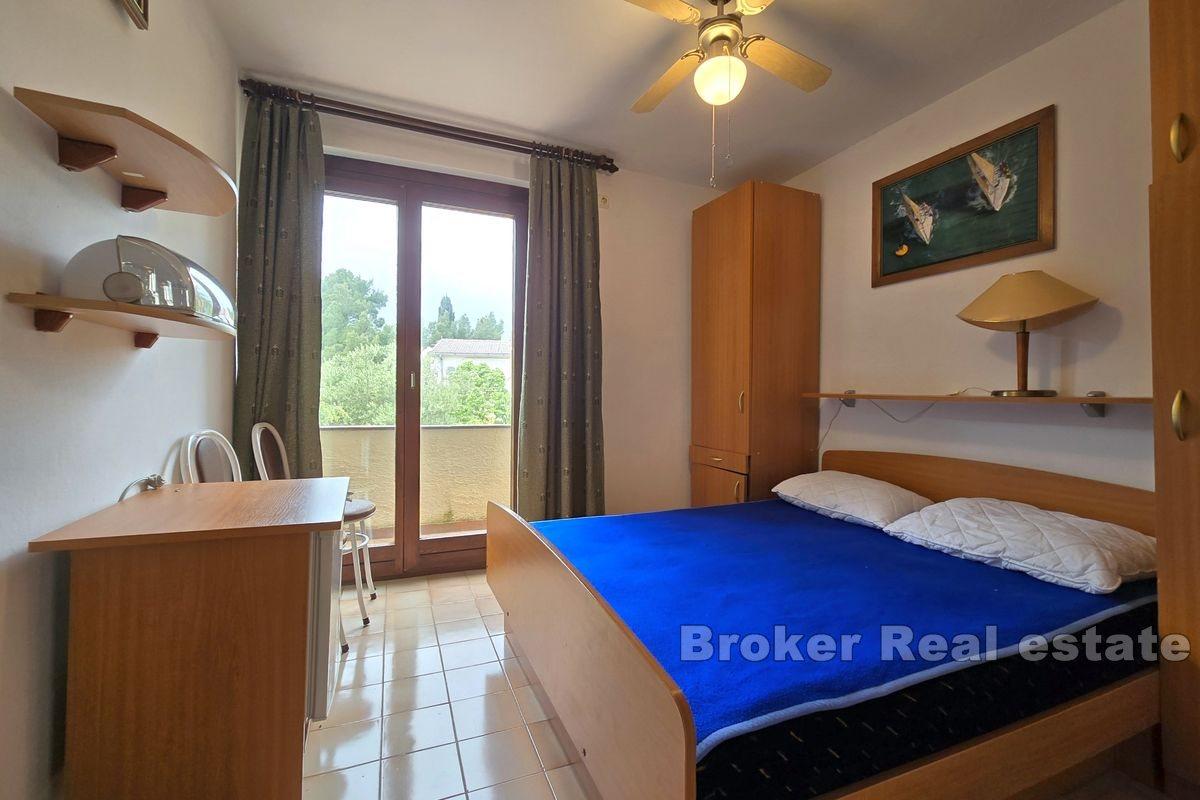 Palazzina in seconda fila al mare