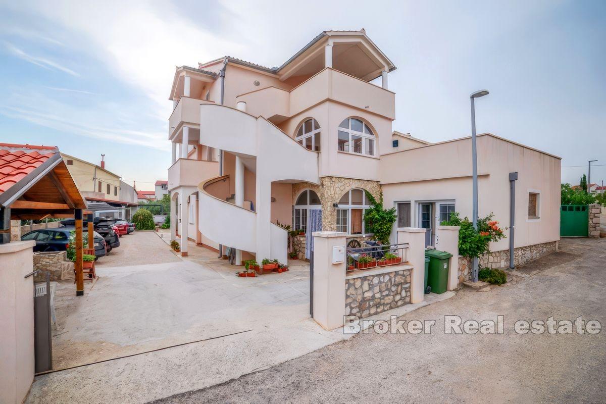 001-2029-77-island-murter-apartment-house-near-the-sea-for-sale