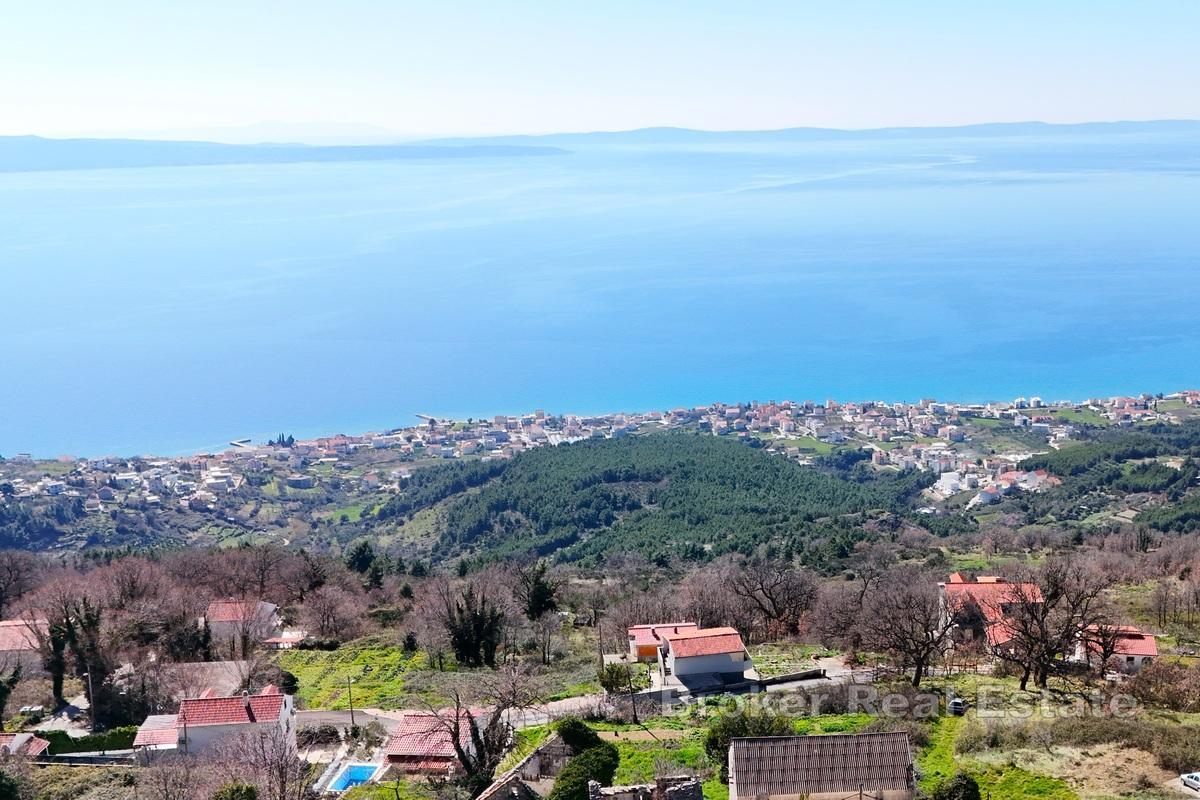 Renovirana kuća s pogledom na more