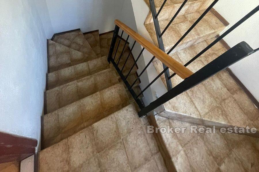 Kamienny dom w centrum