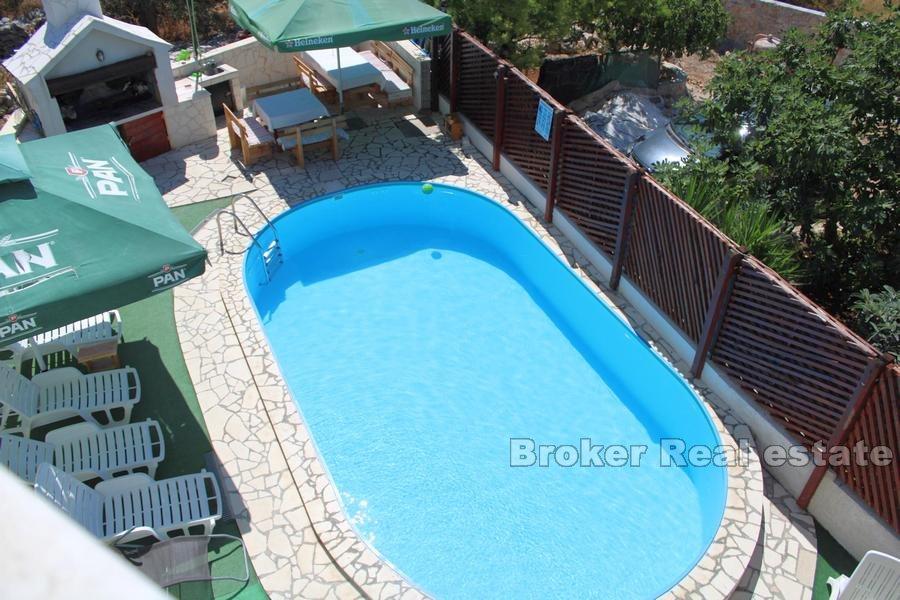 Apartmenthaus mit Meerblick