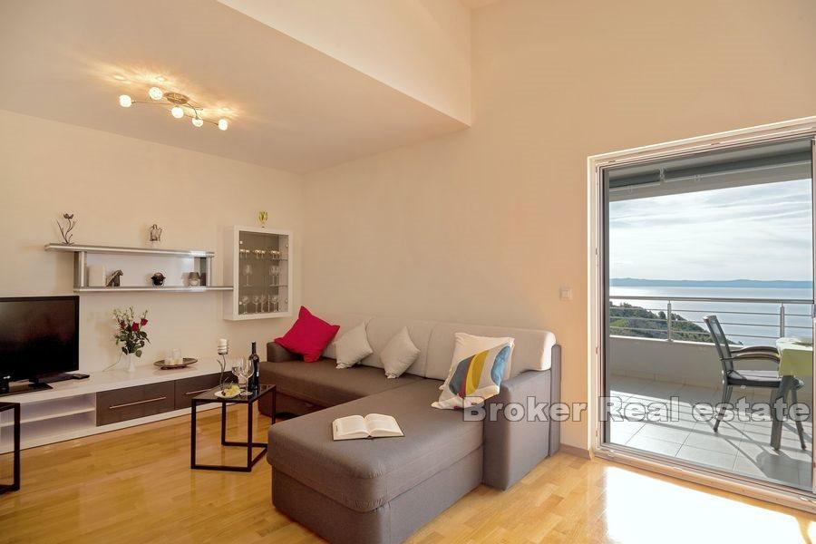 Maison avec piscine et vue mer