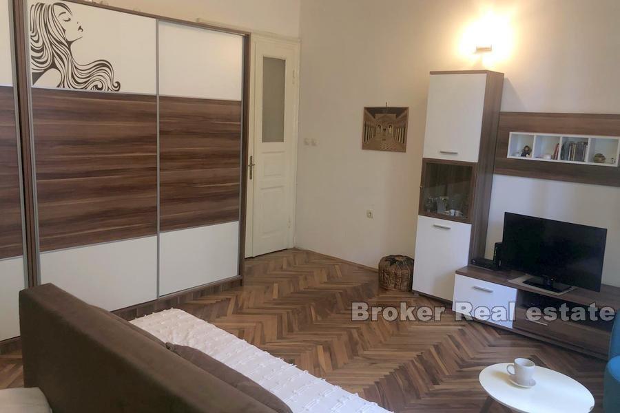Two-bedroom apartment in the center