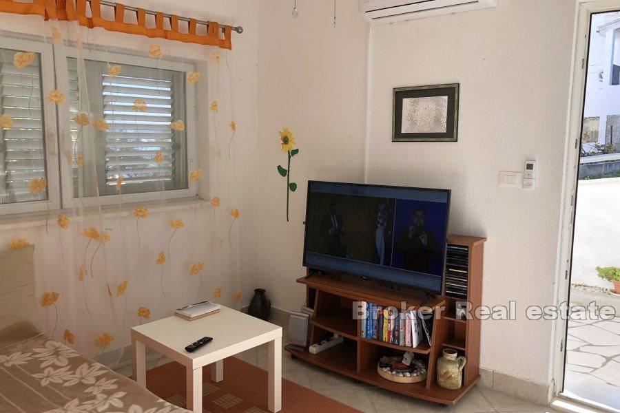 Casa indipendente con vista mare