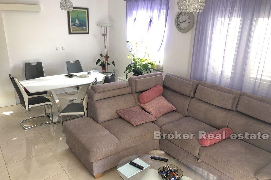 Maison individuelle, première rangée à la mer