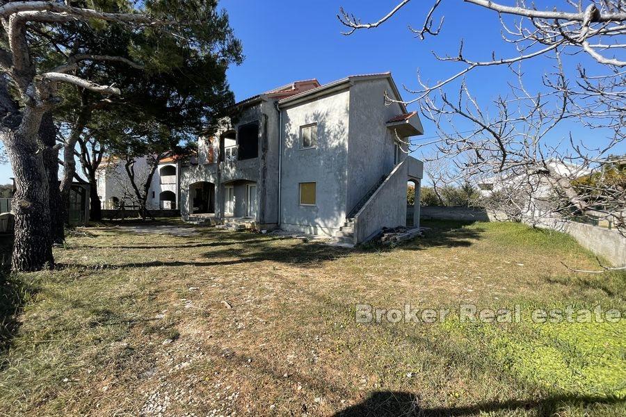 Detached house near the sea