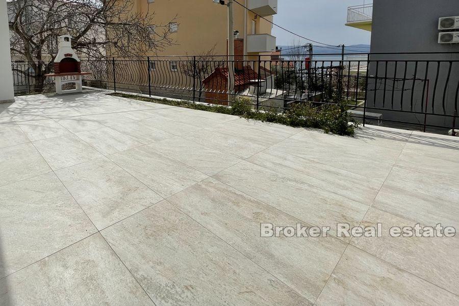 Appartamento con tre camere da letto in una nuova costruzione