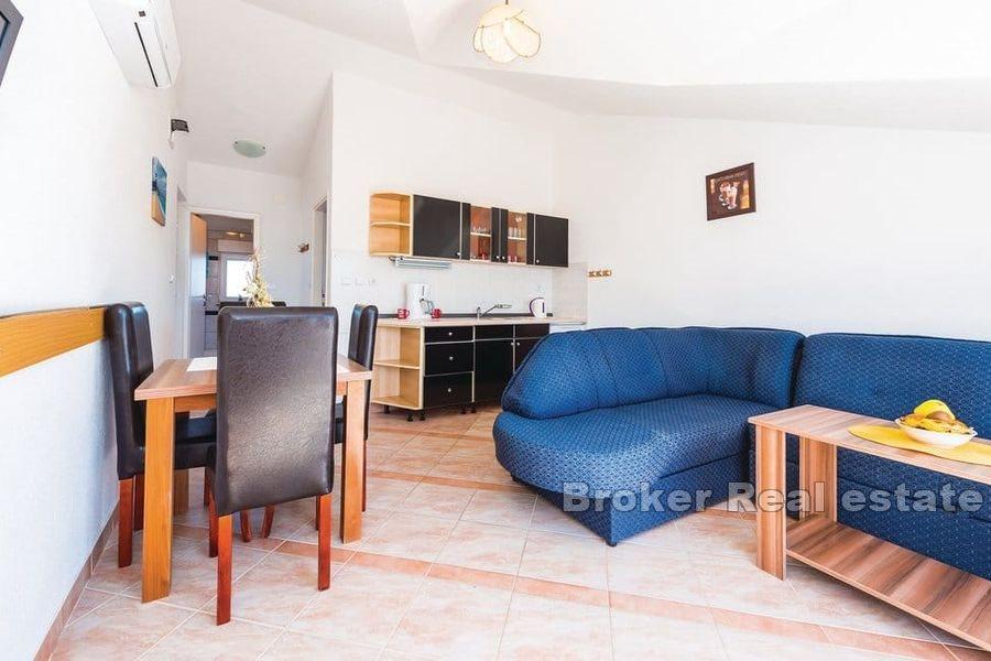 Apartment house with sea view