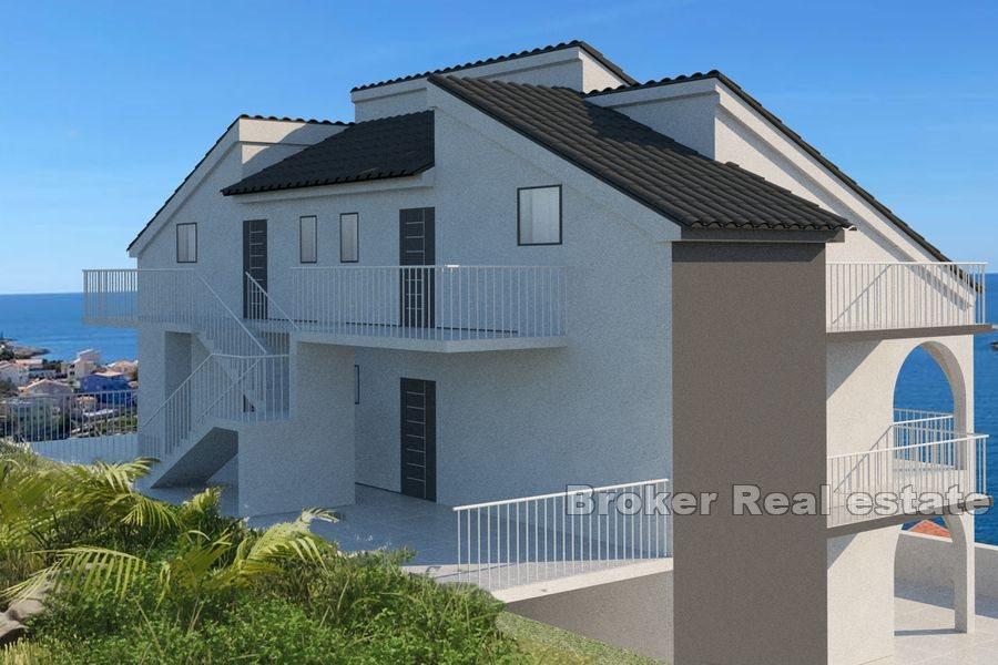 Detached house with sea view