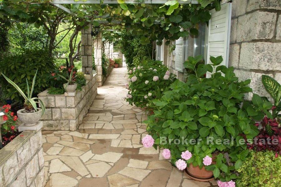 Casa in pietra in centro