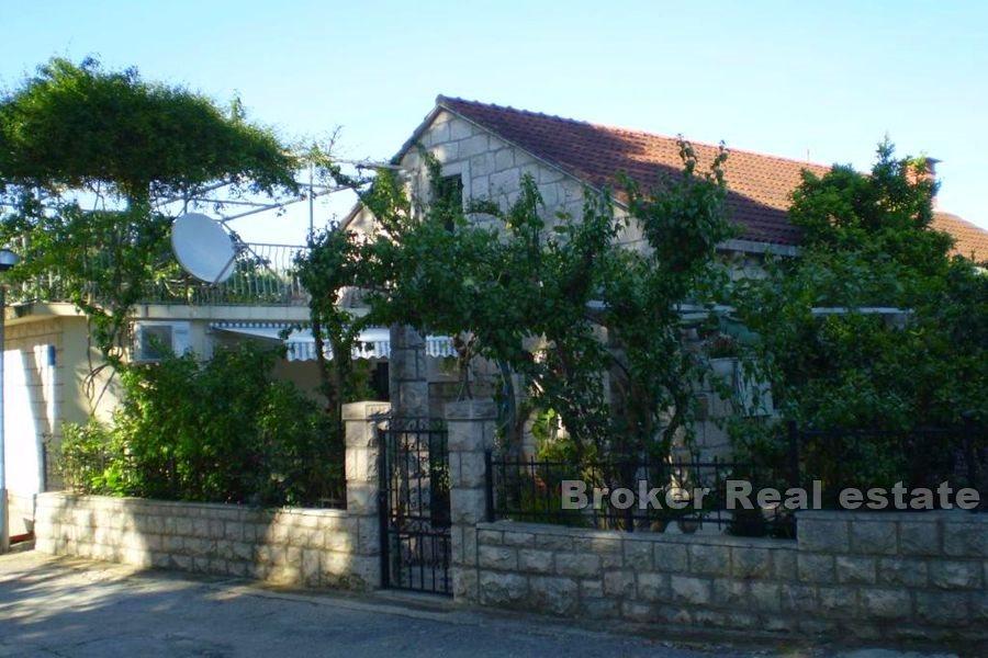 Kamenný dům v centru