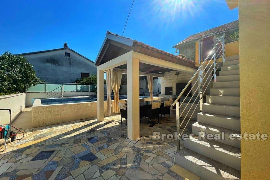 Detached house with a sea view