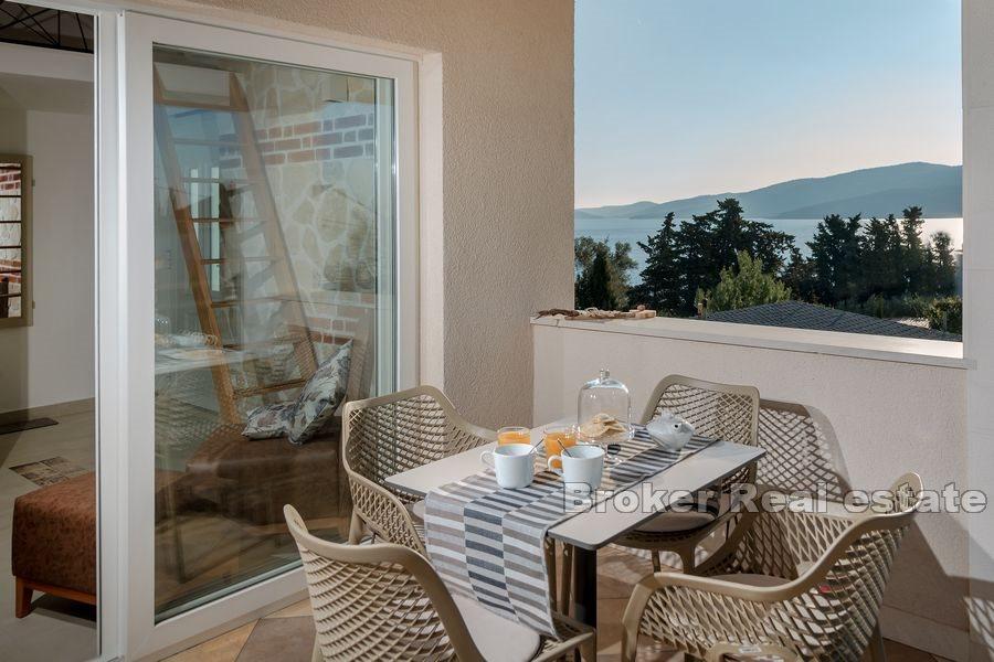 Detached house with a sea view