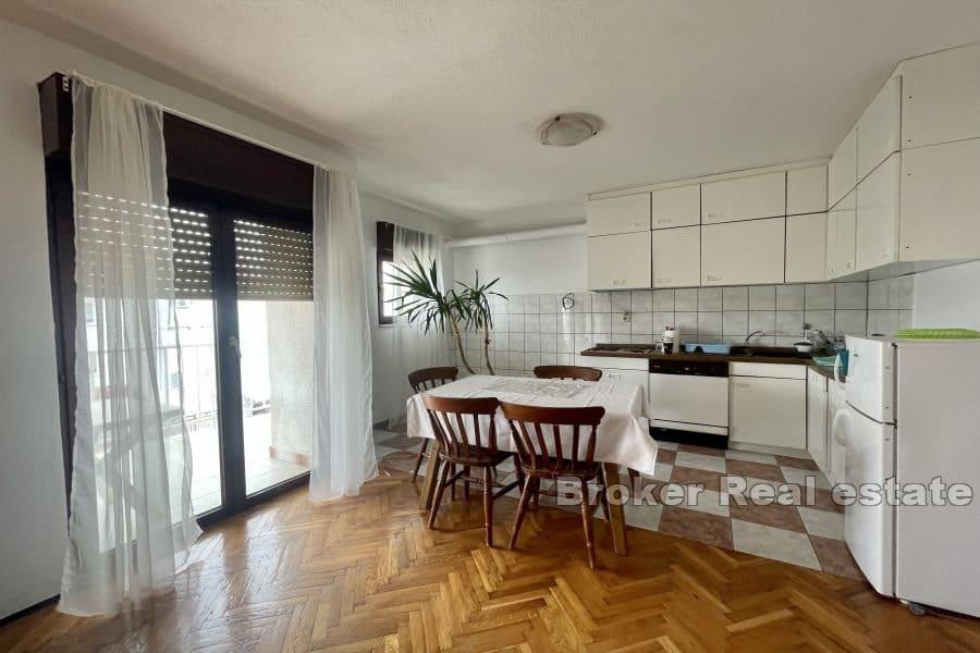 Apartment with a sea view