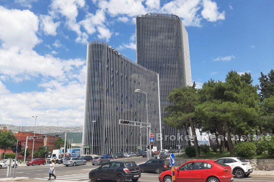 Bol - Powierzchnia biurowa w częstej lokalizacji