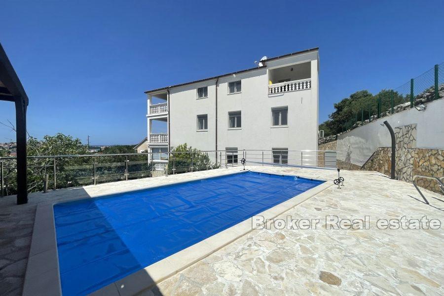 Detached house with a sea view