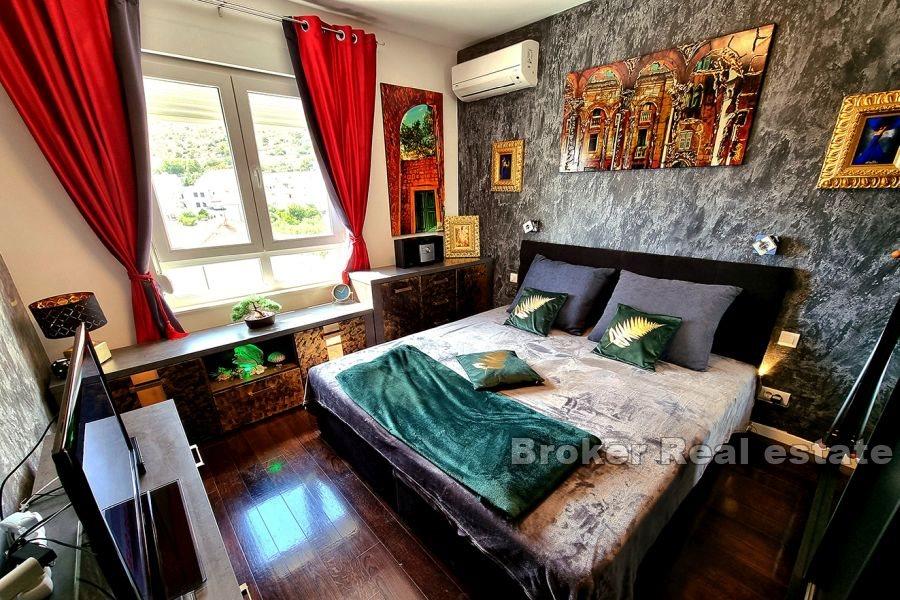 Luxuriöses Penthouse mit offenem Meerblick